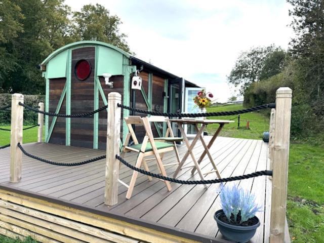 Ferienwohnung Ted'S Shed Bishop Auckland Exterior foto
